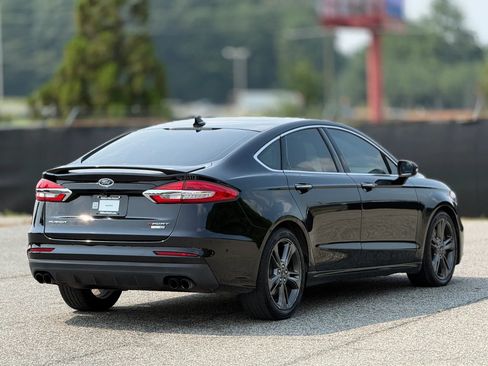 Used 2019 Ford Fusion Sport AWD/4WD image 9
