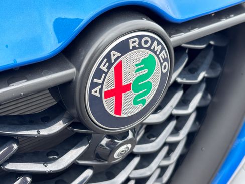 Certified 2024 Alfa Romeo Tonale Veloce w/ Active Assist Package AWD/4WD image 12