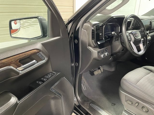 Used 2024 GMC Sierra 1500 Elevation AWD/4WD image 10