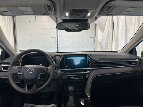 Used 2026 Toyota Camry LE image 41
