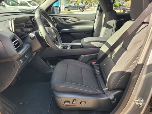 New 2026 Chevrolet Traverse LT w/ Driver Confidence Package image 24