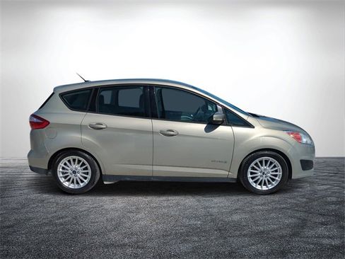 Used 2016 Ford C-MAX SE w/ Interior Protection Package image 2