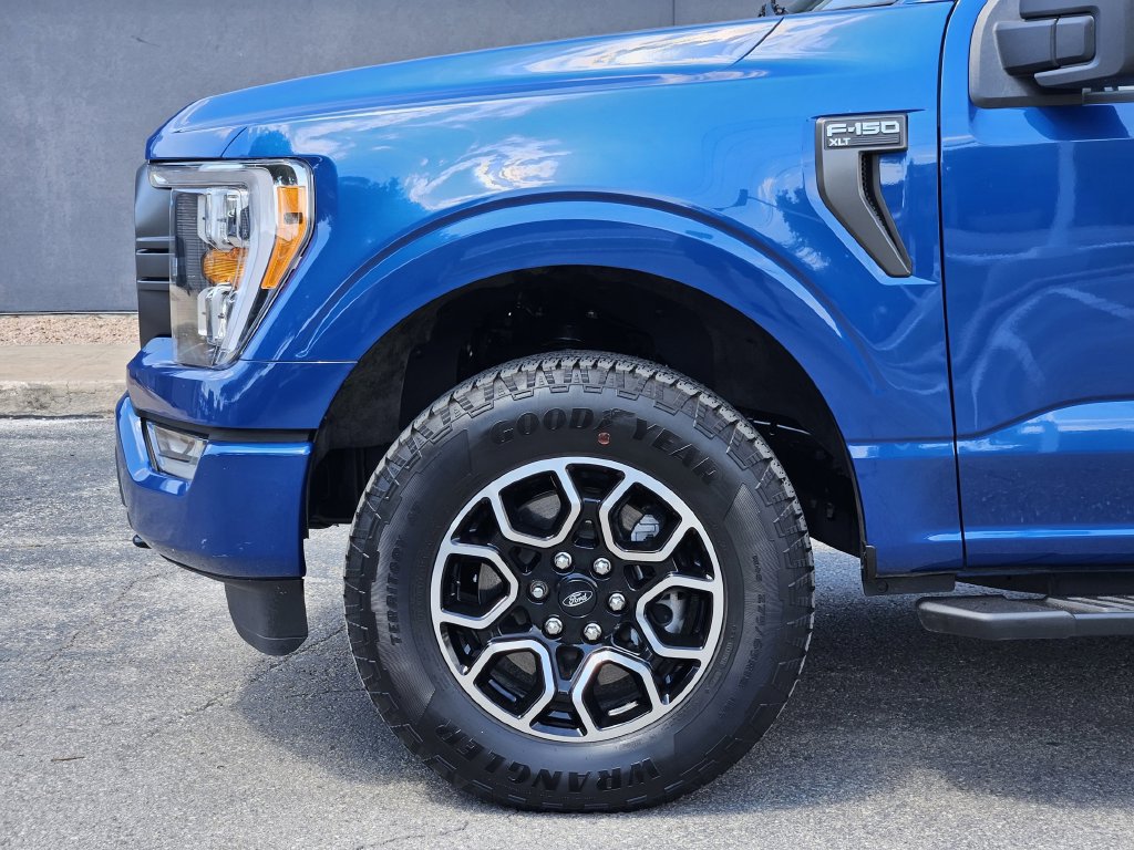 Used 2023 Ford F150 XLT w/ Equipment Group 302A High AWD/4WD image 9