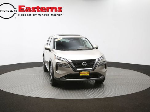 Used 2022 Nissan Rogue SL w/ SL Premium Package image 74