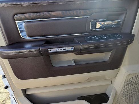 Used 2018 RAM 1500 Laramie Longhorn image 14