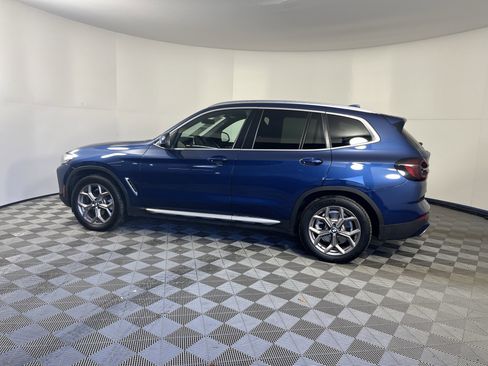 Used 2022 BMW X3 xDrive30i w/ Premium Package image 2