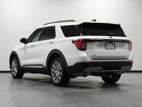 Used 2025 Ford Explorer Active w/ Active Comfort Package AWD/4WD image 6
