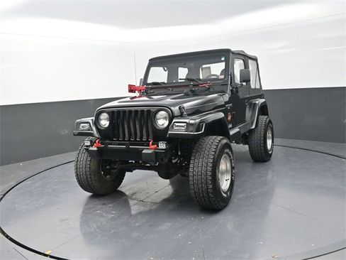 Used 1998 Jeep Wrangler Sahara image 3