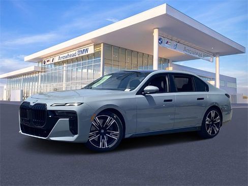 New 2025 BMW 740i w/ Premium Package image 24