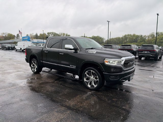 Used 2019 RAM 1500 Limited w/ Body Color Bumper Group AWD/4WD image 11
