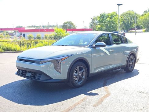 Certified 2026 Kia K4 FWD image 7