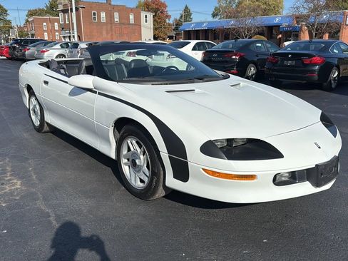 Used 1995 Chevrolet Camaro LT image 3