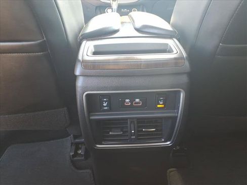 Used 2024 Nissan Murano Platinum AWD/4WD image 32