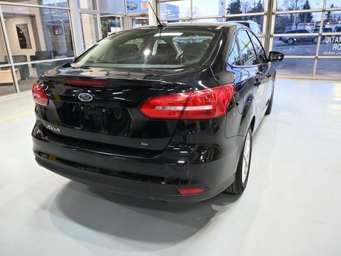 Used 2018 Ford Focus SE image 5