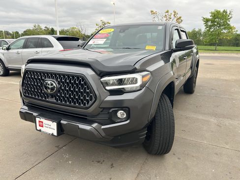 Used 2023 Toyota Tacoma Limited w/ Nightshade Package AWD/4WD image 3