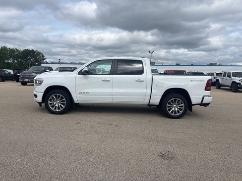 Used 2023 RAM 1500 Laramie AWD/4WD image 2