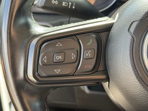 Used 2021 Jeep Wrangler Unlimited Sport AWD/4WD image 11