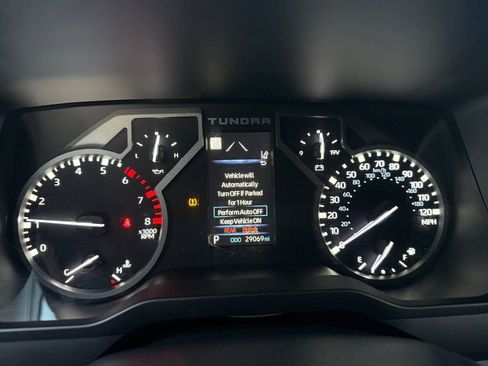 Used 2022 Toyota Tundra SR5 w/ SR5 Convenience Package image 19