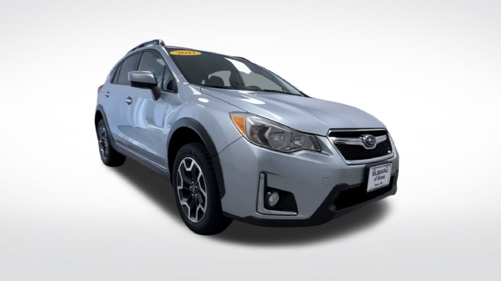Used 2017 Subaru Crosstrek 2.0i Premium AWD/4WD image 2