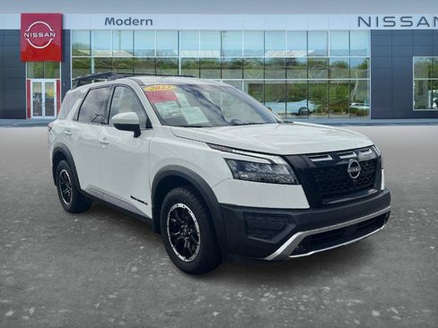 Certified 2023 Nissan Pathfinder Rock Creek AWD/4WD image 3