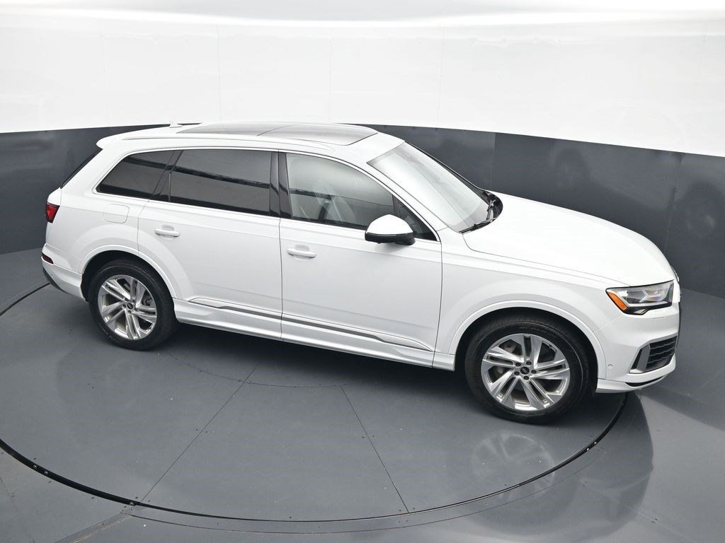 Used 2021 Audi Q7 3.0T Premium Plus w/ Premium Plus Package AWD/4WD image 38