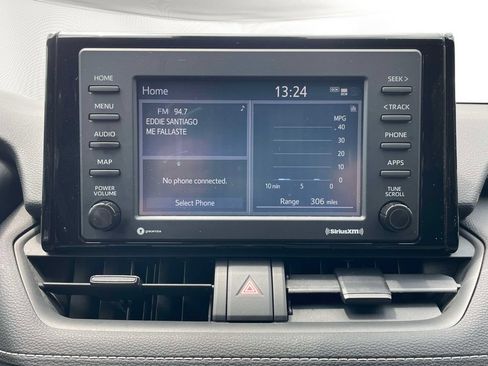 Used 2020 Toyota RAV4 LE FWD image 26