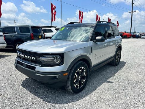 Used 2021 Ford Bronco Sport Outer Banks w/ Outer Banks Package AWD/4WD image 16