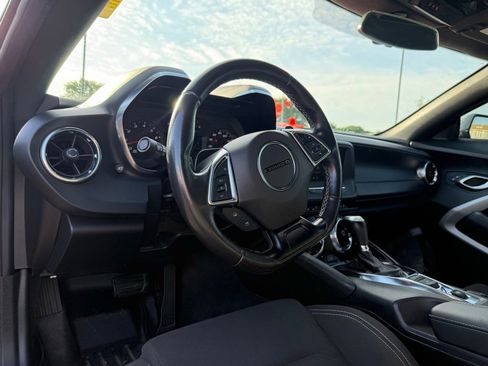 Used 2021 Chevrolet Camaro LT RWD image 10