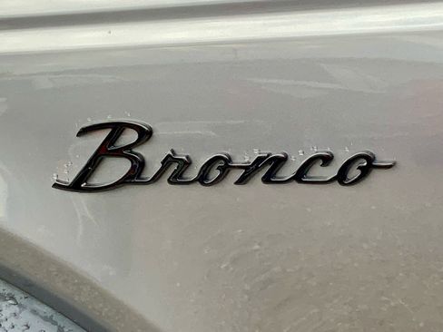 Used 2022 Ford Bronco Badlands image 20