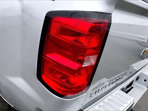 Used 2018 Chevrolet Silverado 1500 LT w/ Texas Edition image 25