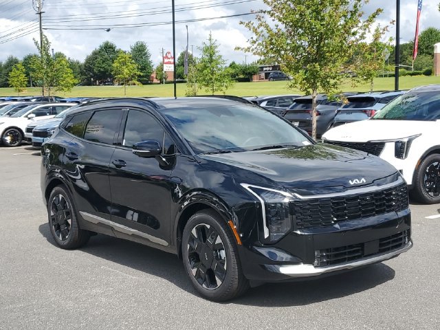 New 2026 Kia Sportage SX FWD image 3