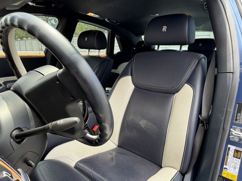 Used 2019 Rolls-Royce Ghost RWD image 5
