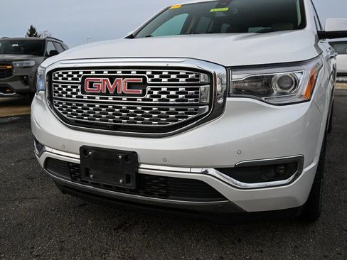 Used 2017 GMC Acadia Denali w/ Technology Package image 11