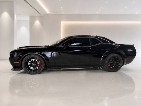 Used 2020 Dodge Challenger SRT Hellcat Redeye RWD image 2
