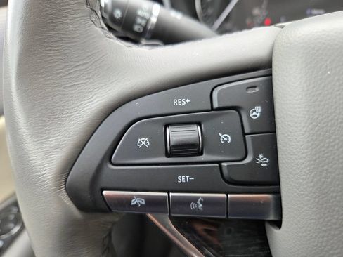 Certified 2024 Cadillac XT6 Premium Luxury w/ LPO, Floor Liner Package FWD image 21