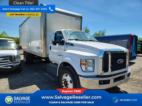 Used 2017 Ford F750 2WD Regular Cab Super Duty image 5