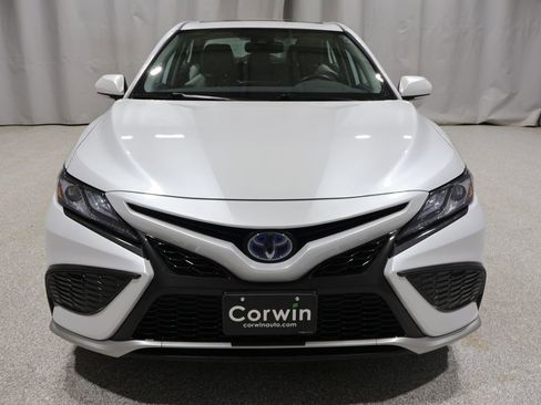 Used 2023 Toyota Camry XSE w/ Cold Weather Package FWD image 9
