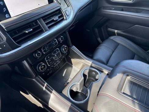 Used 2023 Chevrolet Suburban RST w/ Sport Performance Package AWD/4WD image 27