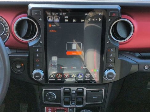 Used 2023 Jeep Gladiator Rubicon w/ LED Lighting Group image 19