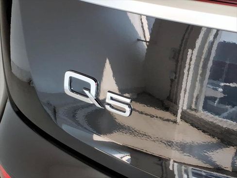 Certified 2023 Audi Q5 2.0T Premium w/ Convenience Package AWD/4WD image 18
