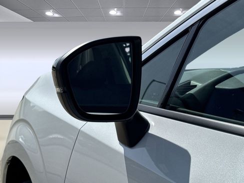 New 2025 Nissan Murano SL image 19