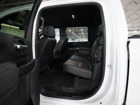 Used 2023 GMC Sierra 2500 AT4 w/ Gooseneck/5TH Wheel Package image 10