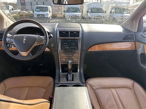 Used 2015 Lincoln MKX AWD w/ Equipment Group 102A image 15