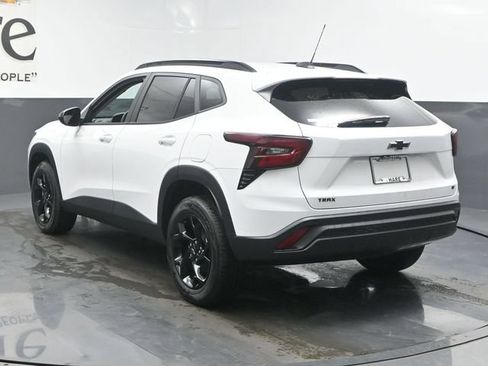 New 2026 Chevrolet Trax LT w/ Driver Confidence Package FWD image 14