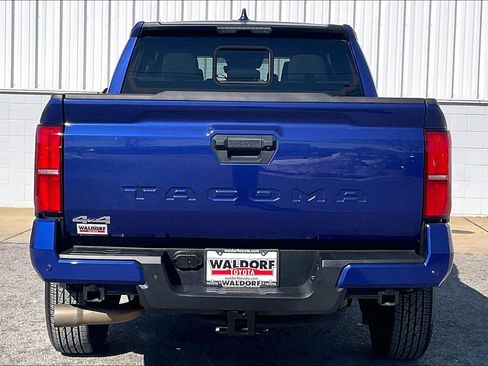 Used 2024 Toyota Tacoma SR5 image 5