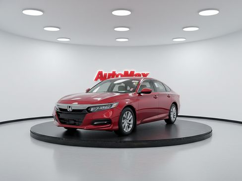 Used 2018 Honda Accord LX image 2