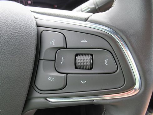 Used 2025 Buick Envista Preferred w/ Convenience I Package image 22