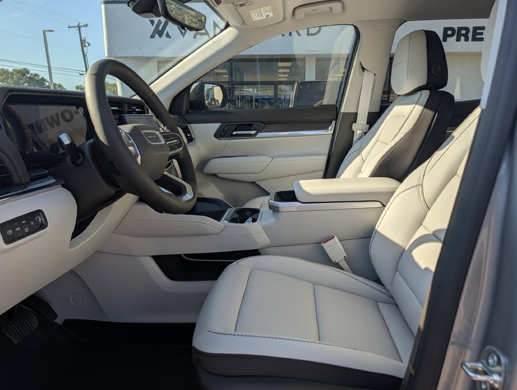 New 2027 GMC Terrain Denali w/ LPO, Floor Liner Package AWD/4WD image 24