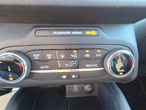 Used 2023 Ford Escape ST-Line image 27