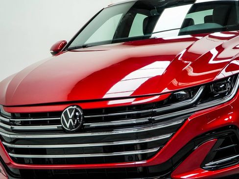 Used 2023 Volkswagen Arteon SEL image 2